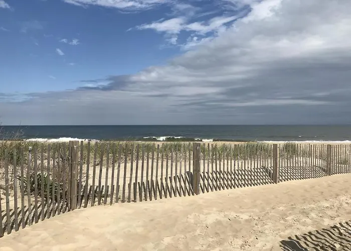 3rd-floor Near The With Balcony Partial Ocean Views & Ac Ocean City