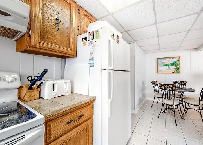 3rd-floor Near The With Balcony Partial Ocean Views & Ac *