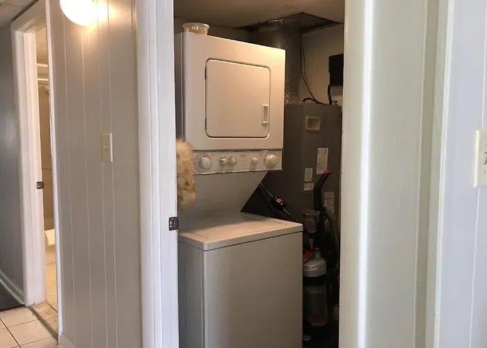 Holiday home 3rd-floor Near The With Balcony Partial Ocean Views & Ac *